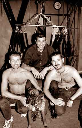 Man�s Pleasure Chest, Berlin