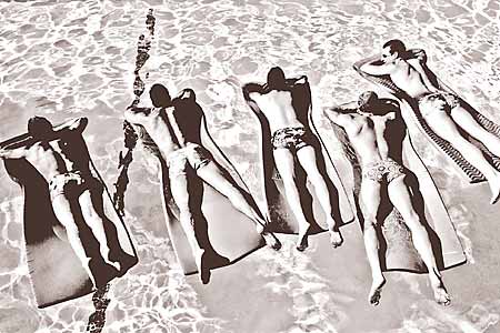 Soaking up the sun at Tortuga del Sol