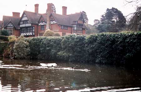 Grim's Dyke Hotel, London