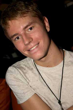 Escape to Paradise, Prague