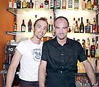 Bartender with owner Oliver of Heile Welt